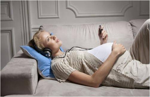 那么，怀孕期间熬夜有什么严重的危害？怀孕期间熬夜对胎儿的具体影响