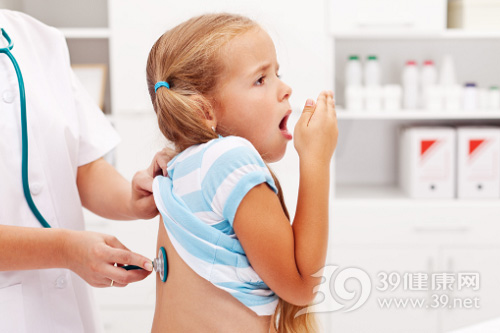 唐山助孕中介靠谱吗-孩子咳嗽也有好处 父母不应草率地使用咳嗽药(图1)